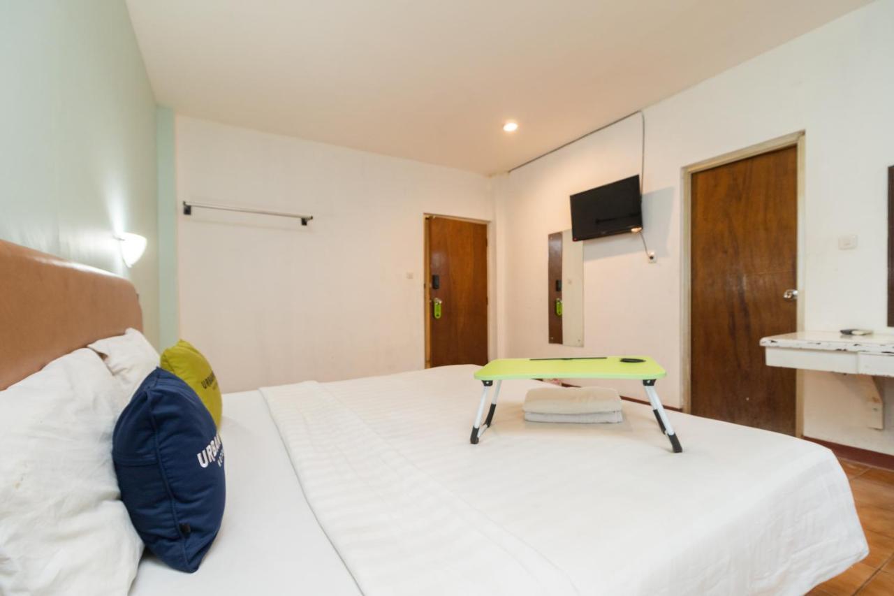Reddoorz Plus Near Kebayoran Baru Blok S Jakarta Luaran gambar