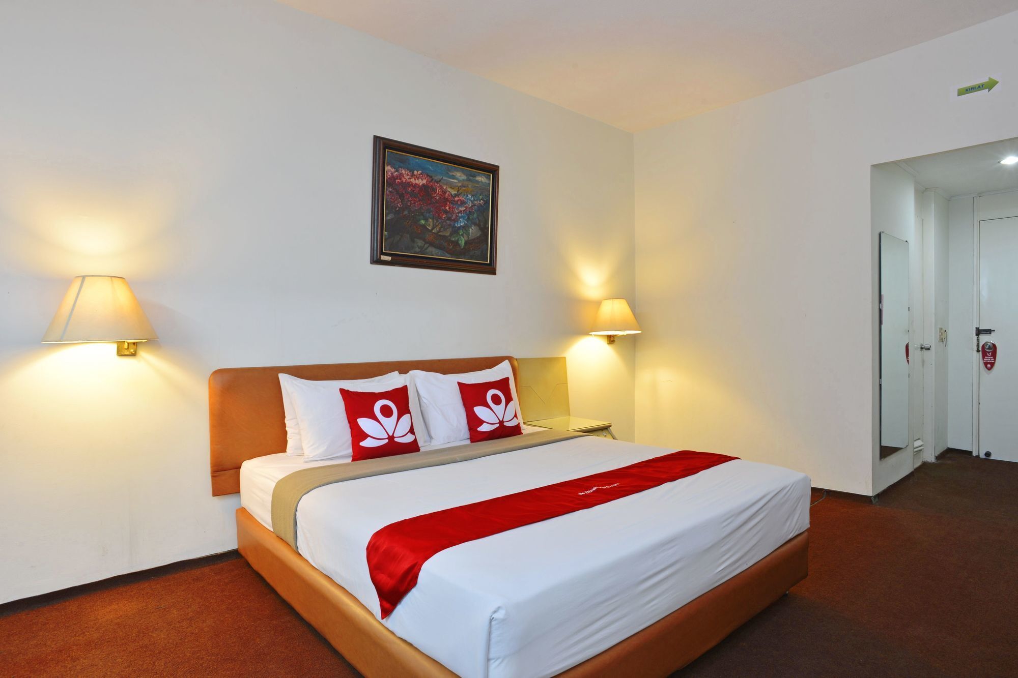 Reddoorz Plus Near Kebayoran Baru Blok S Jakarta Luaran gambar